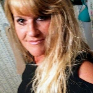 Meet your Posher, Angi